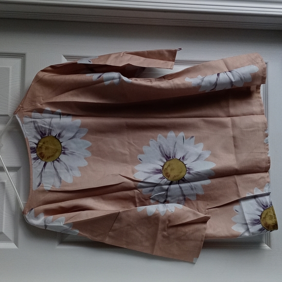 Daisy top - Picture 5 of 5